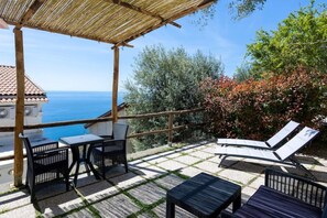 Outdoor dining - Bia's House Furore - Amalfi Coast (Campania)