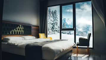 Egyptian cotton sheets, premium bedding, desk, laptop workspace