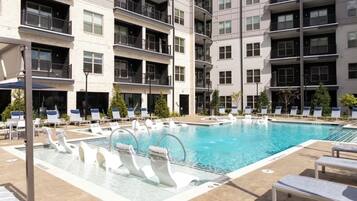 Alberca al aire libre