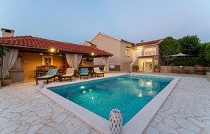 Pool - Stunning home in Pridraga (Pridraga)