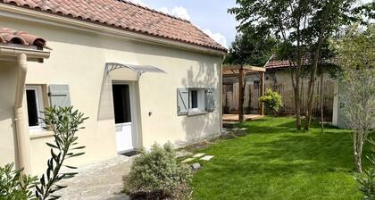Petite Maison au Calme Avec Jardin aux Portes de Bordeaux