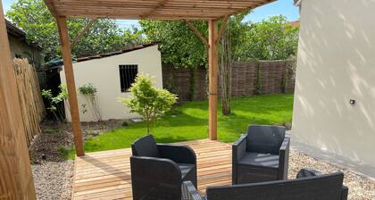 Petite Maison au Calme Avec Jardin aux Portes de Bordeaux