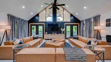 Smart TV, video games