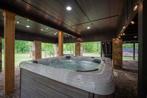 Tina de hidromasaje interior