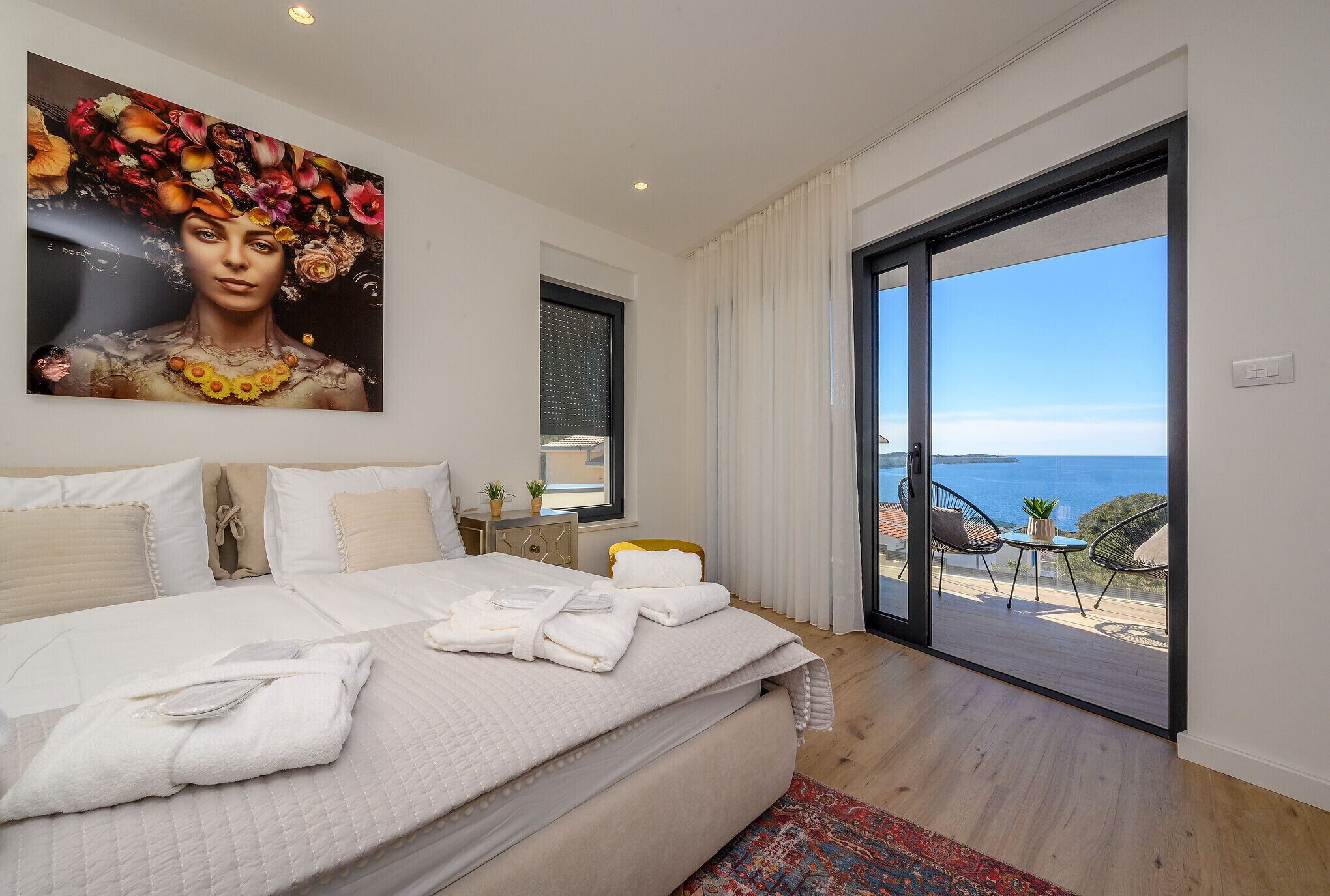 Luxury Villa Seven Seas with heated pool by the sea 