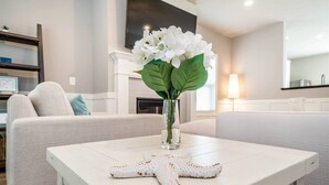 Interior - Special Moments await you. Stylish. NEW. (South Haven)