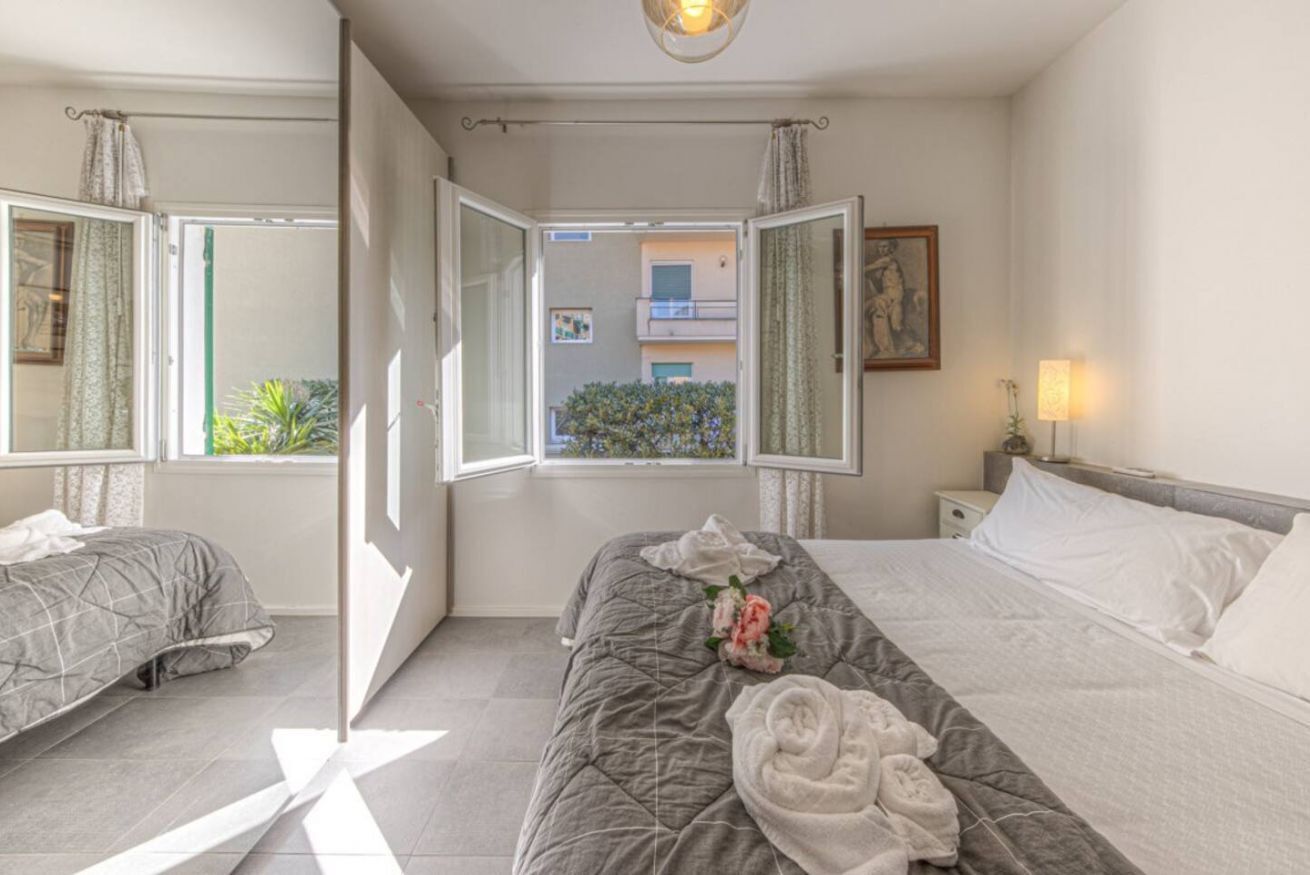 3 slaapkamers, een strijkplank/strijkijzer, wifi, beddengoed