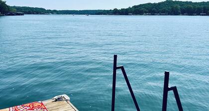 Sleeps 10, large deep water dock, 2 swim platforms- ladders & covered slip.