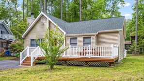 Exterior - 🏖️Beautiful Home near OC & Assateague Park 🏖️ (Ocean Pines)