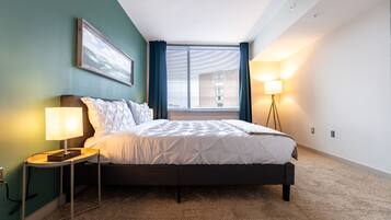 2 habitaciones, tabla de planchar con plancha, wifi y ropa de cama