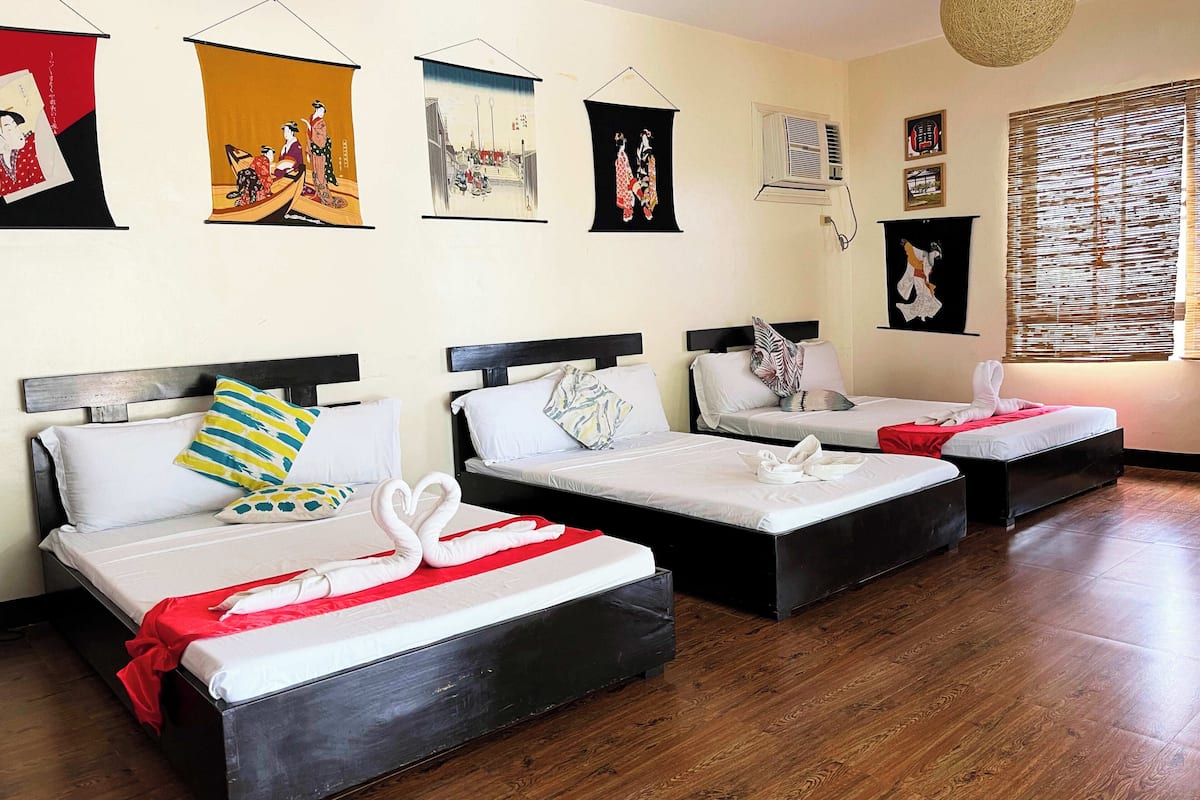 Exclusieve kamer | Een bureau, verduisterende gordijnen, gratis wifi, beddengoed