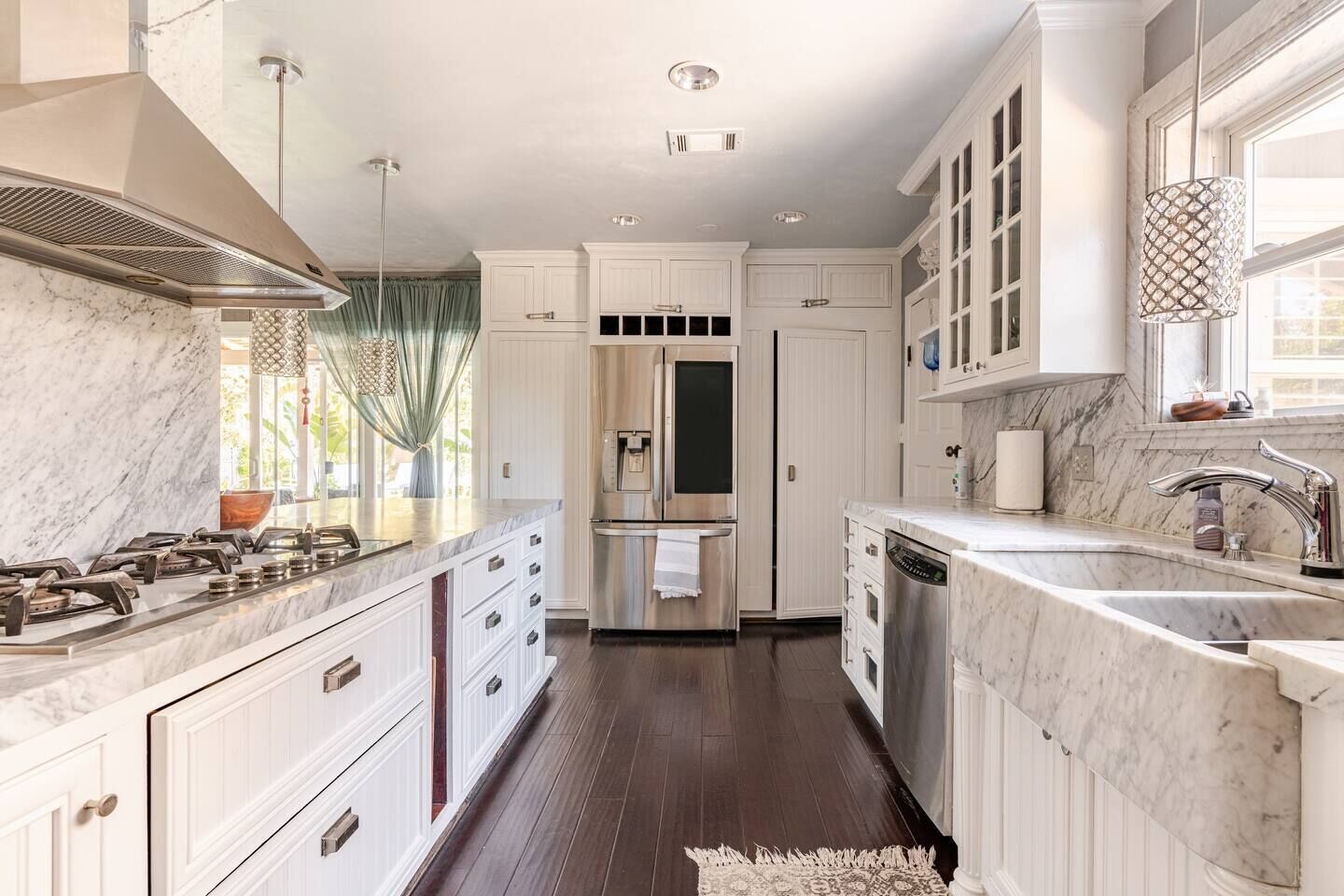 Peaceful Home with Pool near Beaches