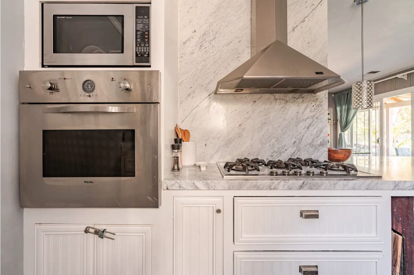 Peaceful Home with Pool near Beaches