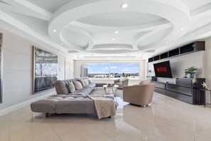 Smart TV, tavolo da ping pong