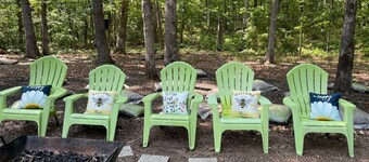 "Outstanding Long Weekend Location!" Cozy 2BR Cabin w/Screened Porch - 2 miles to Cloudland Canyon