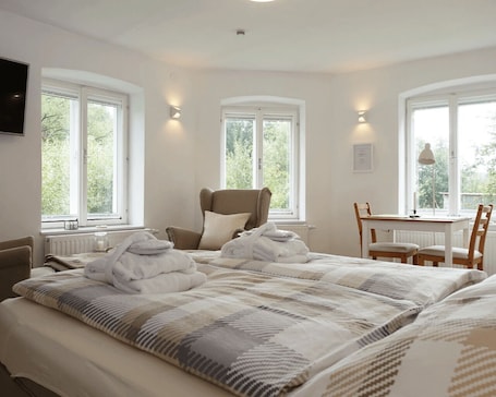 1 bedroom, free WiFi, bed sheets. Edermühle im Waldviertel - Wie im Hotel, nur Besser