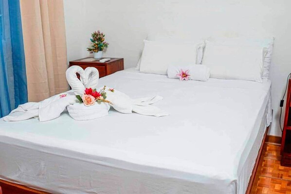 2 bedrooms, free WiFi, bed sheets