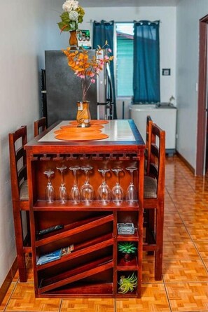 Dining - Coati del Arenal Inn (La Fortuna barrio pilo)