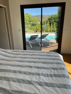 3 Schlafzimmer, Bügeleisen/Bügelbrett, Reisekinderbett, kostenloses WLAN