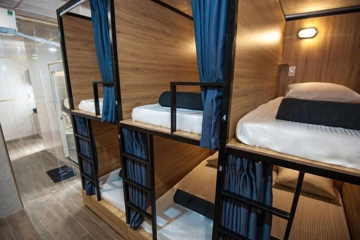 Caja de seguridad en la habitación, wifi gratis y ropa de cama