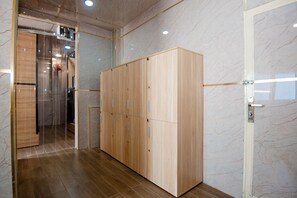 In-room safe, free WiFi, bed sheets -  Sai Gon Hub Hostel & Bar (Ho Chi Minh City)