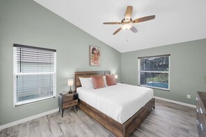 3 Schlafzimmer, Bügeleisen/Bügelbrett, Reisekinderbett, kostenloses WLAN