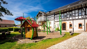 Außen-Kinderspielplatz