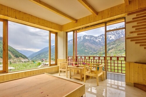 Deluxe Room with Mountain View - Parking, Wi-fi