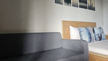 1 chambre, fer et planche Ă repasser, Wi-Fi, draps fournis