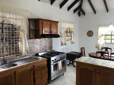 Bay View Apartments - Canouan Island - Room 2A