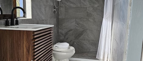Towels, soap, shampoo, toilet paper
