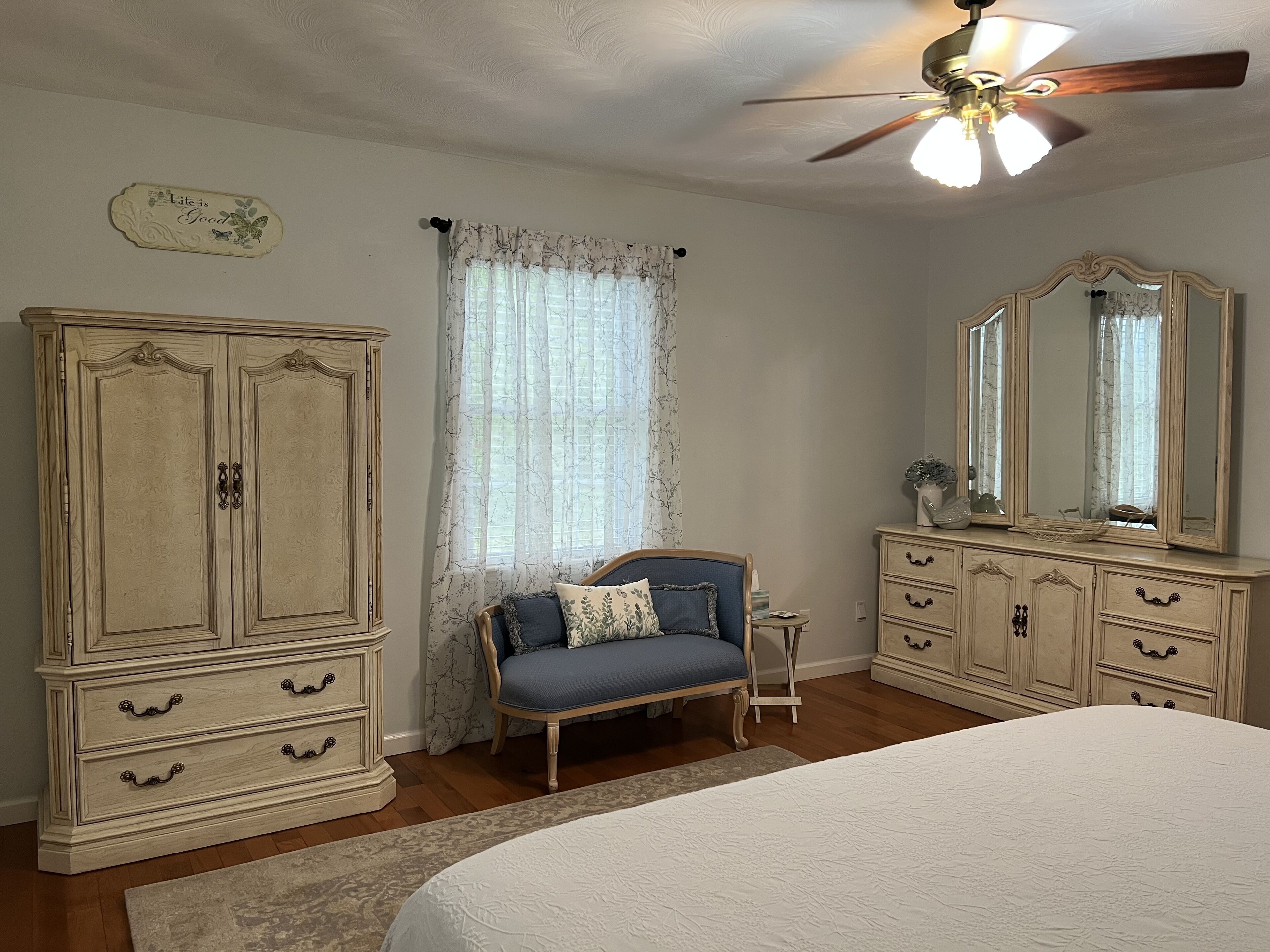 New Listing with Easy Access to the Upper James River