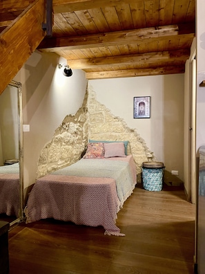 1 bedroom, free WiFi, bed sheets - A Timpa 20, Cool Holiday Home, Center Ragusa IBLA
 (Ragusa)