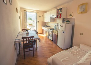 Interior - The facility is no longer active and I can't delete from the site! (Brugnato)