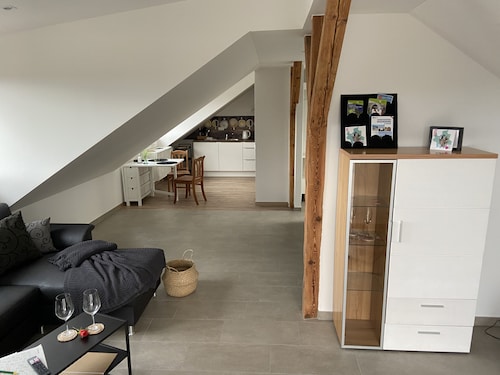 Zeit zum Wohlfühlen, FeWo Hofmark mit Blick nach Regensburg