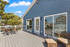 Outdoor dining - Fenwick Shores House II (Selbyville)