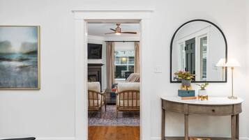 Smart TV, fireplace, offices