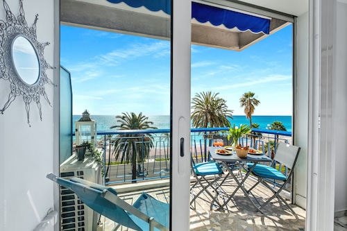 Amazing Sunset - Stunning sea view flat on the Promenade des Anglais