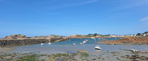 In Strandnähe, Liegestühle