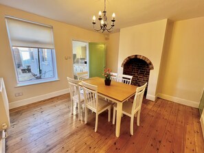 تناول الطعام