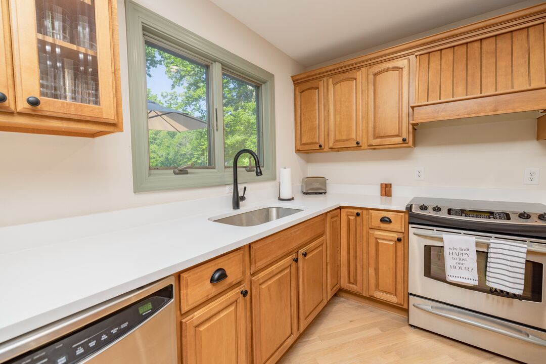 Duck Away for a Bit on Lake Gaston! 3-night minimum| New Listing!