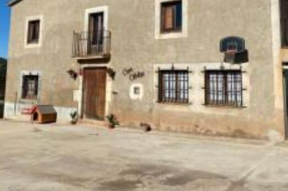 Masia Can Clotas, Casa Rural a 5 min de Girona!
