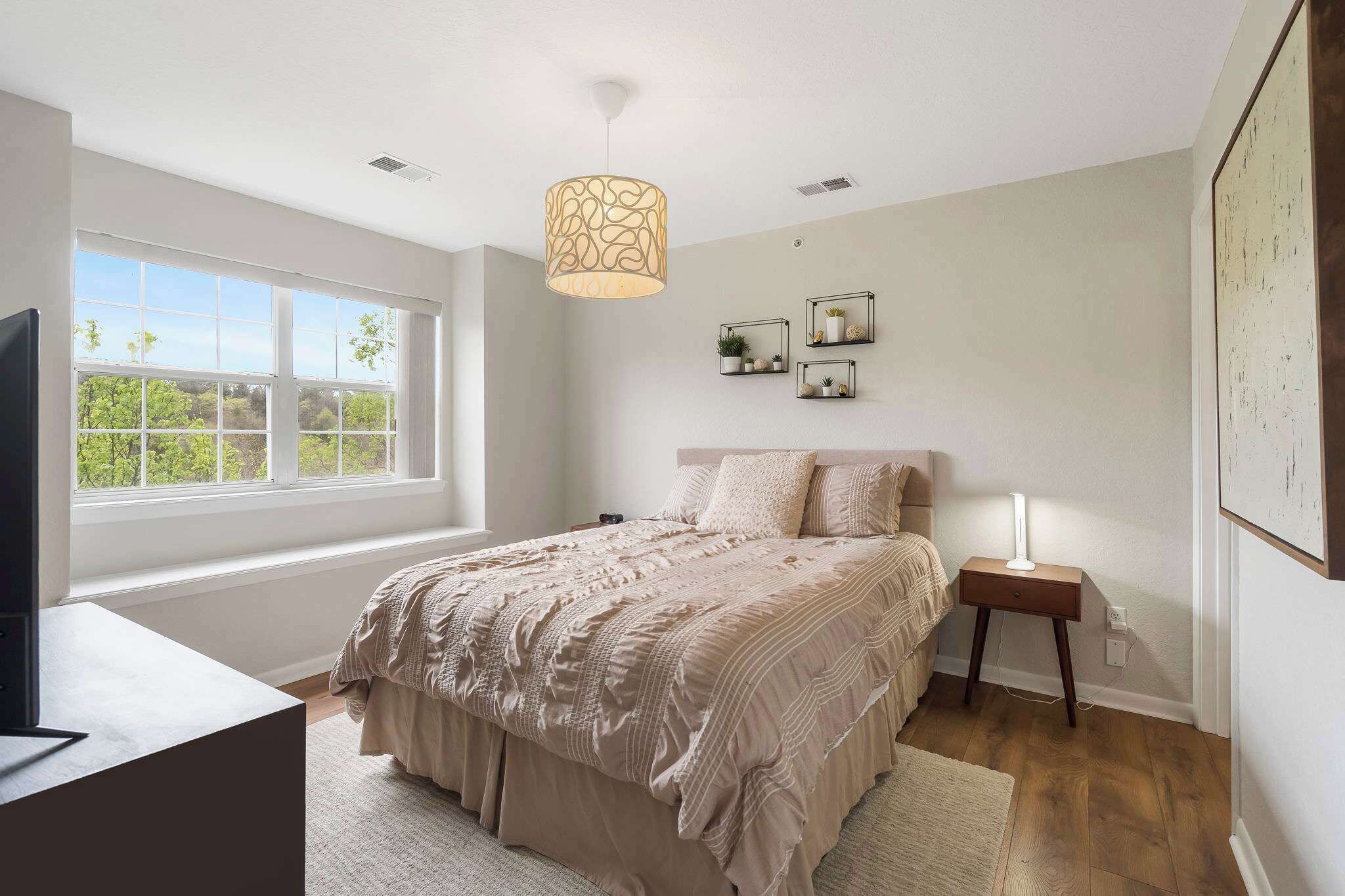 Condo, Multiple Beds, Kitchen, Garden View (Whiskey's Hillside Retreat ) | 2 bedrooms, individually decorated, individually furnished, free WiFi