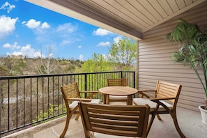 Condo, Multiple Beds, Kitchen, Garden View (Whiskey's Hillside Retreat ) | Outdoor dining