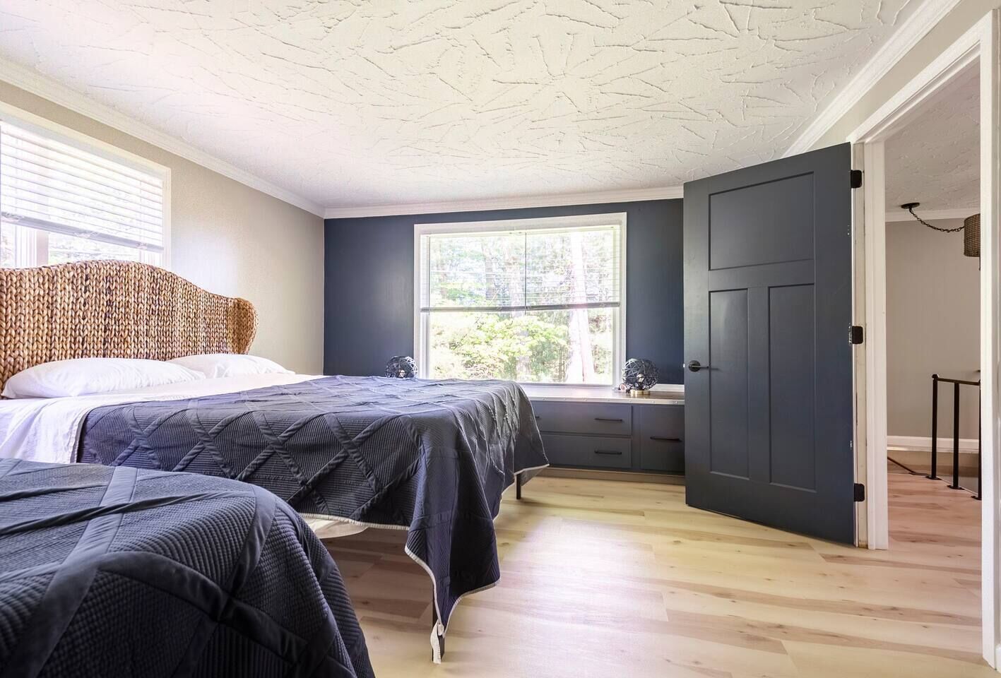 4PelicansOhio: Refreshing Cabin Near Leesville Lake… Pets Welcome… 3 Queens