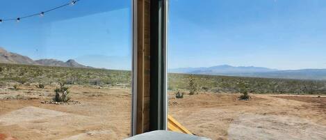 1 camera, Wi-Fi, lenzuola