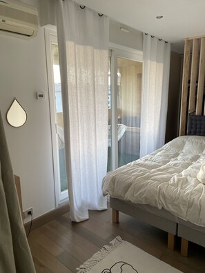 2 soverom, strykejern/-brett, reiseseng for barn og wi-fi (inkludert)