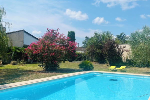 Piscina externa, piscina aquecida