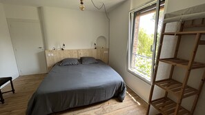 2 Schlafzimmer, Bügeleisen/Bügelbrett, Reisekinderbett, kostenloses WLAN