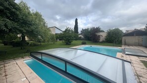 Piscine extérieure, piscine chauffée